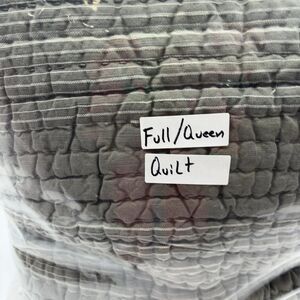 The Company Store STRIPE QUILT GRAY WITH 2 SHAMS